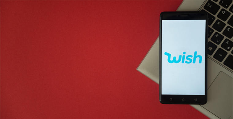 Scanning a QR code to join a Telegram group